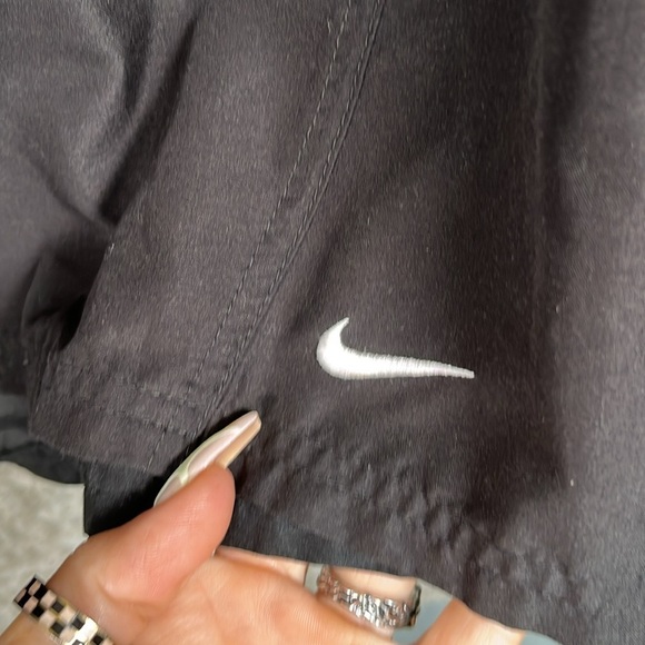 Nike Swim Shorts Black Mesh Lined Pool Summer Vacation Classic Sporty Y2K - Picture 4 of 9